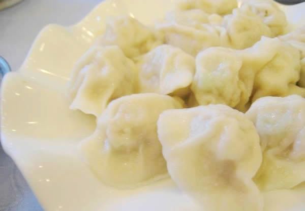 酸菜饺