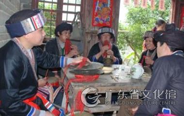 瑶族八音