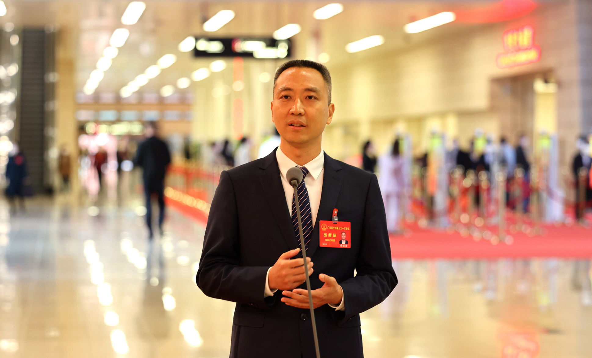 省人大代表、奥比中光科技集团股份有限公司董事长黄源浩：以高技术制造业集群锚定“全球领先”
