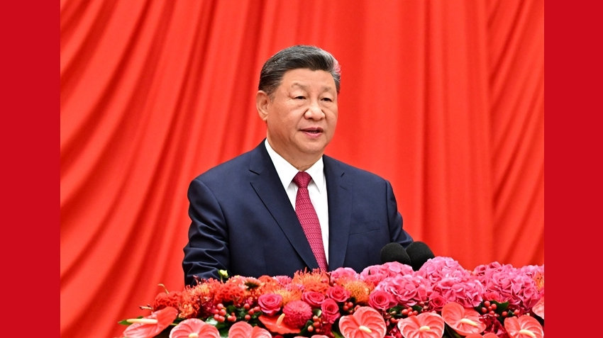 习近平等党和国家领导人出席庆祝中华人民共和国成立76周年招待会